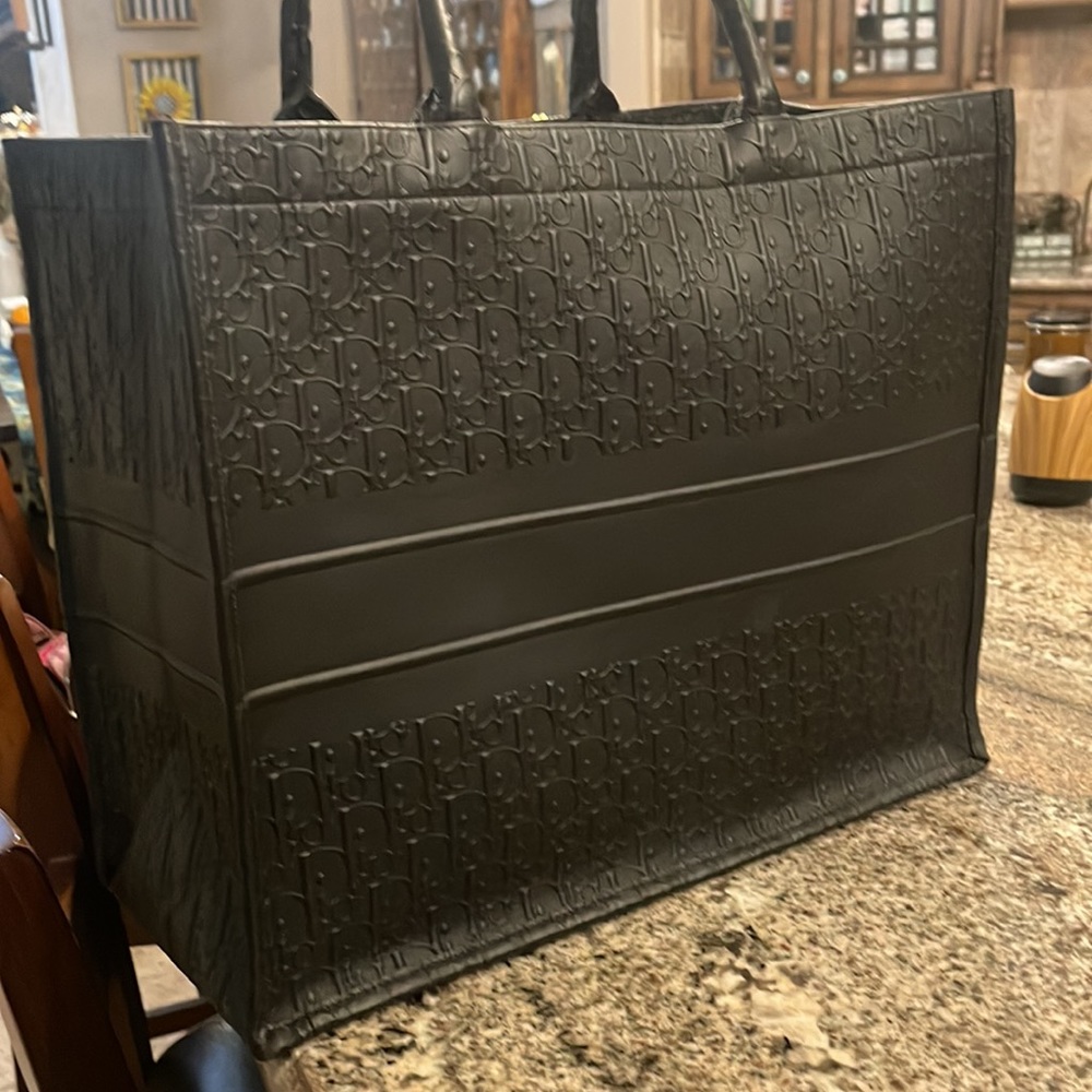 Christian Dior Book tote Oblique Embossed Calfskin Large - Picture 4 of 8